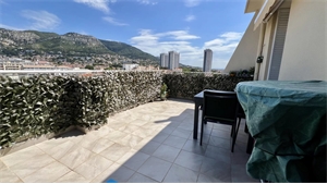 appartement à la vente -   83000  TOULON, surface 41 m2 vente appartement - APR747163